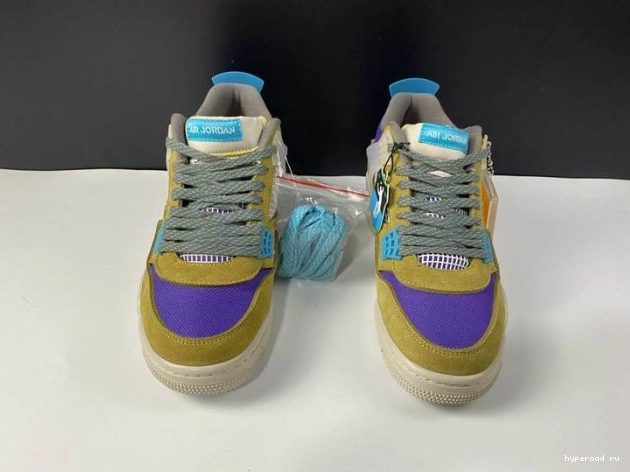 4 Air Moss Desert DJ5718-300 x SP Jordan Union 1101